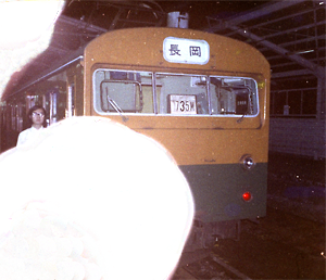 wz[ŃNj̑O